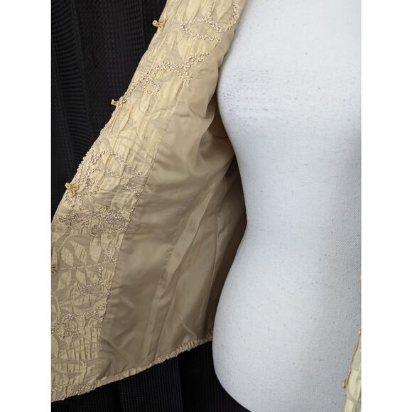 CHICO'S! STUNNING GOLD, RIBBON EMBROIDERED, 3/4 SLEEVE JACKET, BLAZER! SZ 2/4 - Picture 7 of 10